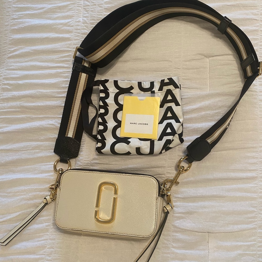 Marc Jacobs Snapshot Crossbody